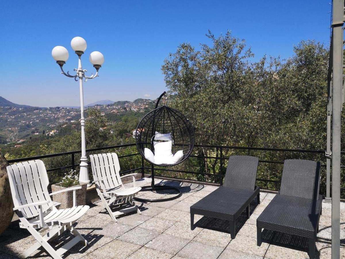 Vila La Vivagna - Casa Vista Mare Tra Gli Ulivi Leivi Exteriér fotografie