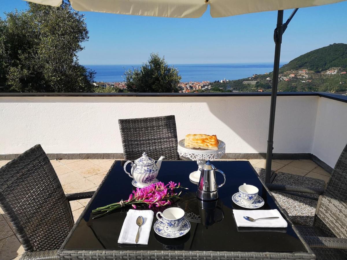 Vila La Vivagna - Casa Vista Mare Tra Gli Ulivi Leivi Exteriér fotografie